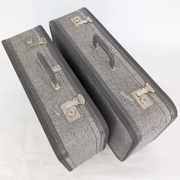 Vintage Travel Joy Suitcase Luggage Blue with Key  💼✈️ Vintage TravelJoy 2 x Locking Hardshell Suitcases ✈️💼 main image 1
